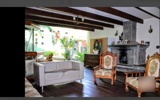 House in Mangabeira around Nature