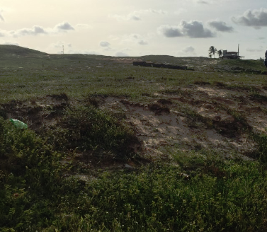 Land in subdivision on the beach Uruau excellent location