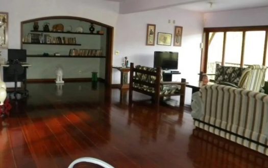Fantastic Duplex House with 1,000m2 and 7 suites
