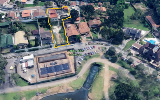 Super valued land facing the Sao Lourenco Park