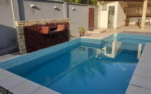 Spacious home in crystal water condo