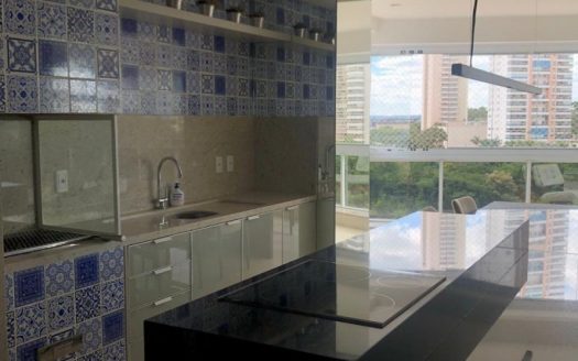 High standard apartment overlooking the Flamboyant Park