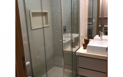 Apartment with architectural and luminotechnical designs