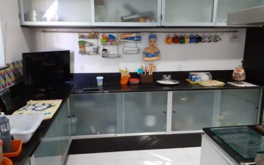 Spacious home in crystal water condo