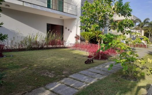 Spacious home in crystal water condo