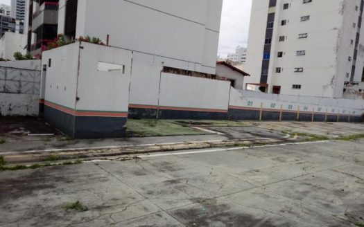 Excellent ground near vip trade