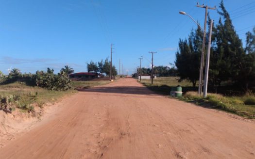 Large tract of land by the beach in Morro Branco, Beberibe (7,200sqm)