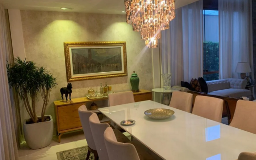 Beautiful furnished house in the Bangalay condominium