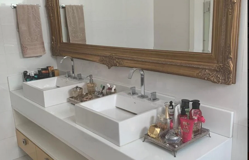 Beautiful furnished house in the Bangalay condominium