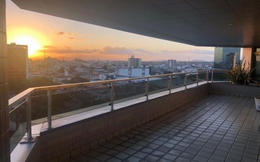 Spacious apartment in the condominium Portal do Jardim