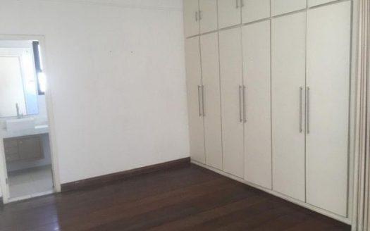 Spacious apartment in the condominium Portal do Jardim