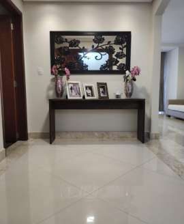 Beautiful apartment next to the Convention Center