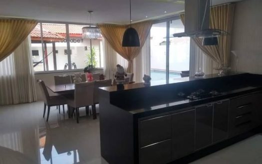 Beautiful house in the Parque Novo Mundo condominium