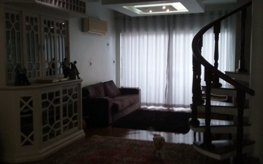 Triplex penthouse in Ponta da Praia