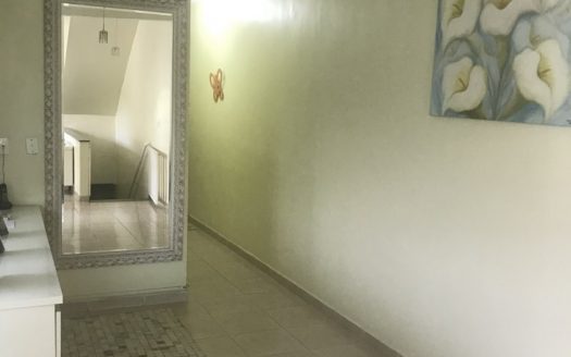 Wonderful house in Embare