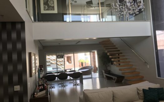 Beautiful and modern house in Jundiai