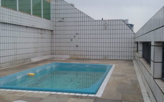 Triplex penthouse in Ponta da Praia