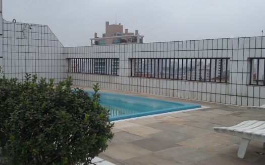 Triplex penthouse in Ponta da Praia