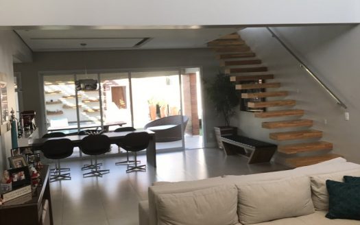 Beautiful and modern house in Jundiai