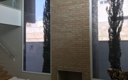Beautiful and modern house in Jundiai