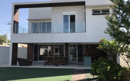 Beautiful and modern house in Jundiai