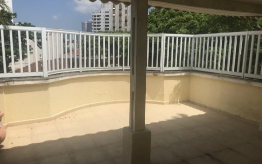 Wonderful house in Embare