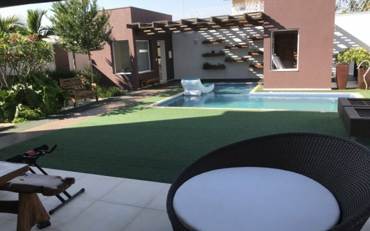 Beautiful and modern house in Jundiai