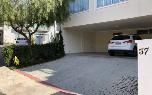 High standard house in Portal dos Gramados