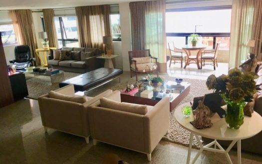 Beautiful duplex penthouse in Ponta Verde