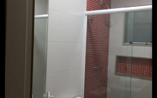 Mansion in Piratininga condominium next to the beach