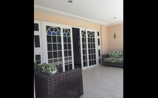 European style mansion for investors