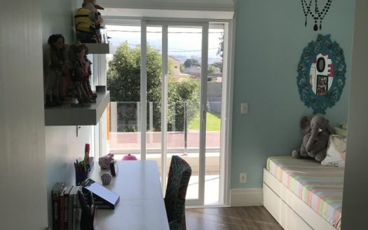 Beautiful and modern house in Jundiai