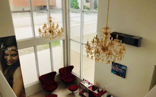 Furnished house in the best condominium in the city