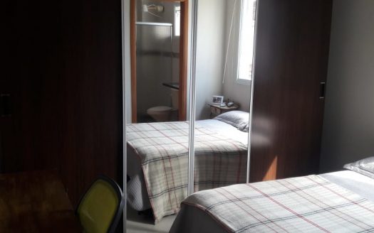 Townhouse triplex in prime area