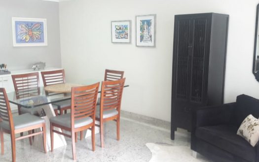 Townhouse triplex in prime area