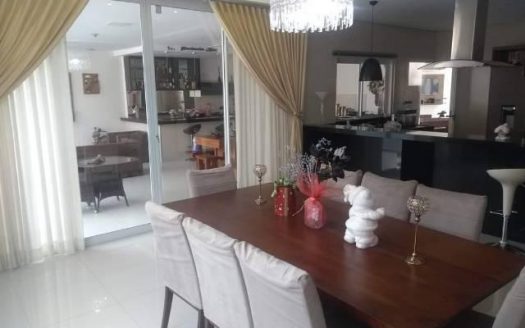 Beautiful house in the Parque Novo Mundo condominium