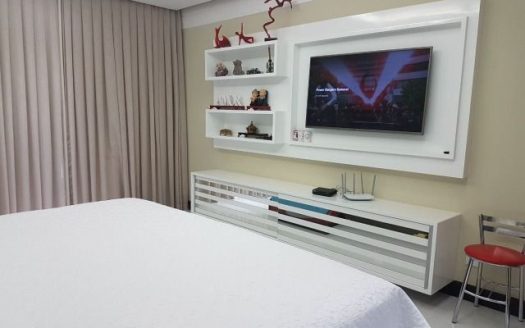 Mansion priced below the market