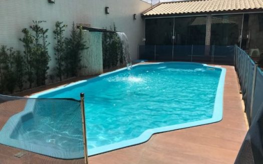 Mansion priced below the market