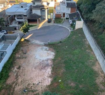 Double plot in Jardim Santa Tereza Condominium
