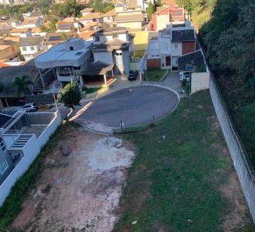 Double plot in Jardim Santa Tereza Condominium
