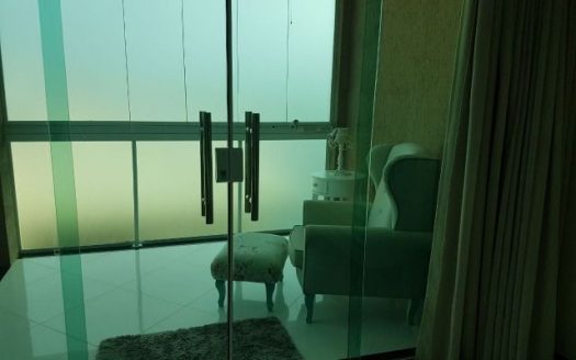 Mansion priced below the market