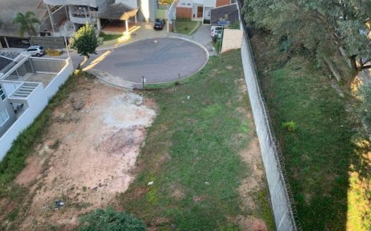 Double plot in Jardim Santa Tereza Condominium