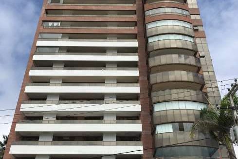 Furnished apartment in the famous Areia Preta neighborhood