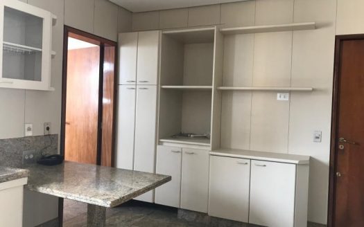 Beautiful apartment in the central area of ​​the city