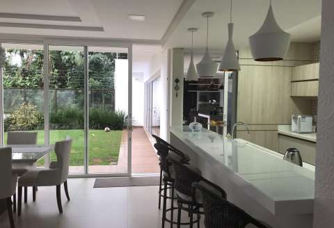 New modern house in the best region of Joinville