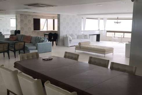 Furnished apartment in the famous Areia Preta neighborhood