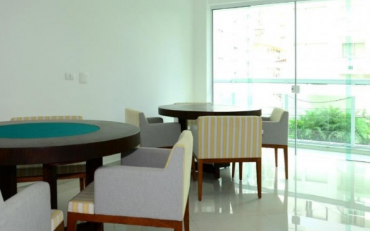 Top apartment in the city center