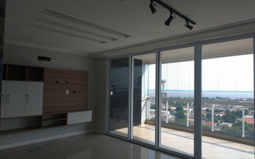 Beautiful apartment in the Condominium Plaza in Vienna