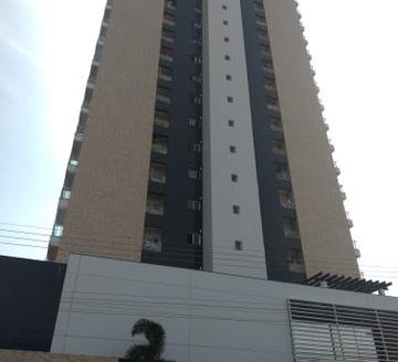 Beautiful apartment in the Condominium Plaza in Vienna