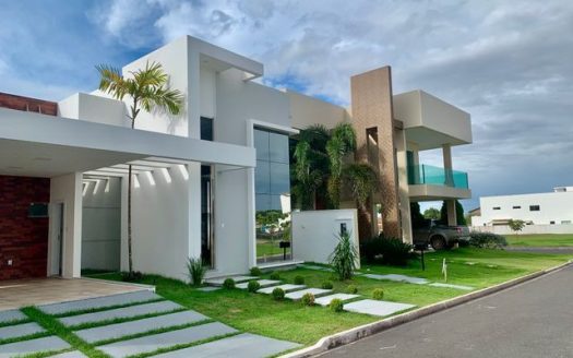 High standard house in Santarém condominium